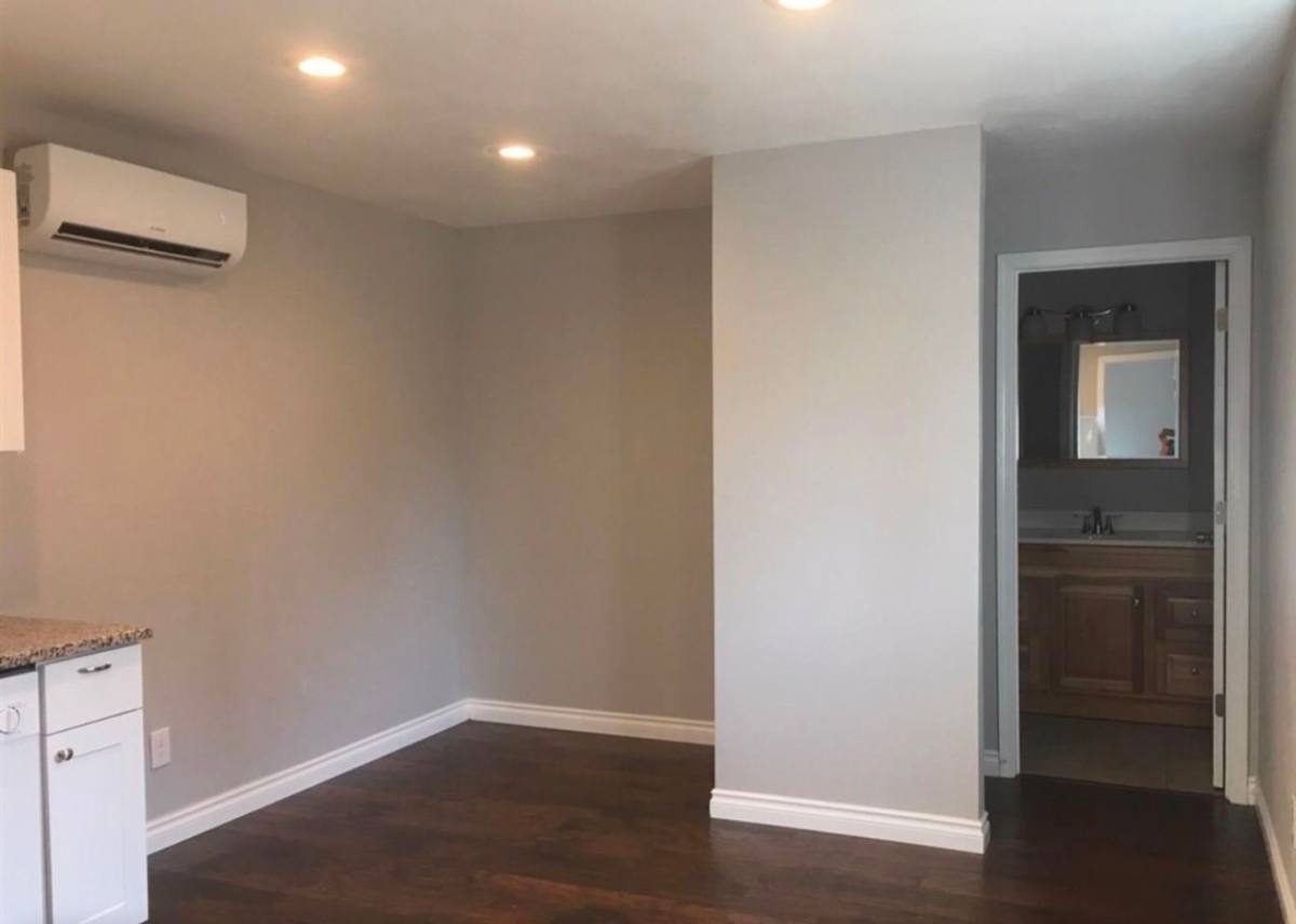 Apartment for rent at 725 Russell Dr, Lebanon, OR 97355