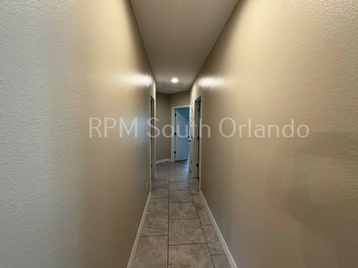 2751 Wadeview Loop, St. Cloud, FL 34769 - House for Rent - Image 7