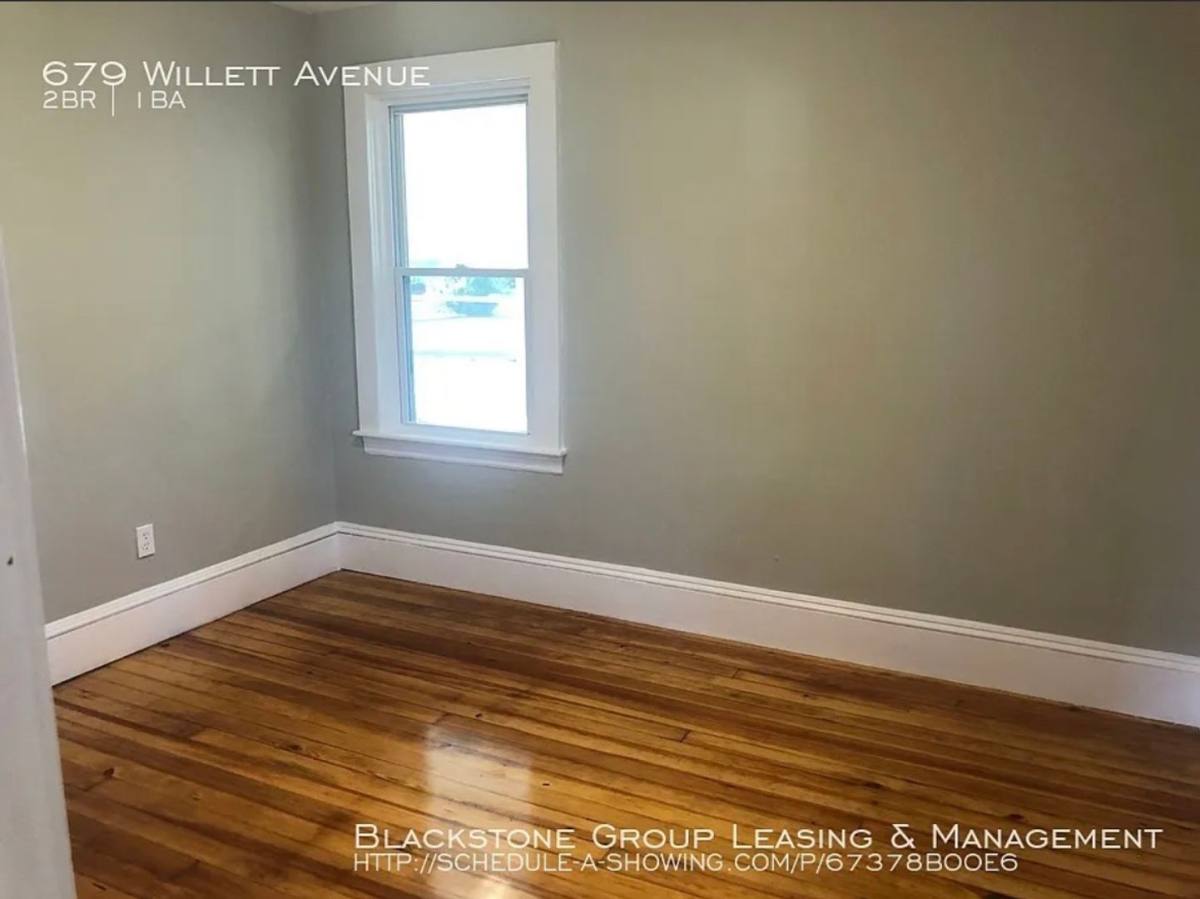 House for rent at 679 Willett Ave, Riverside, RI 02915