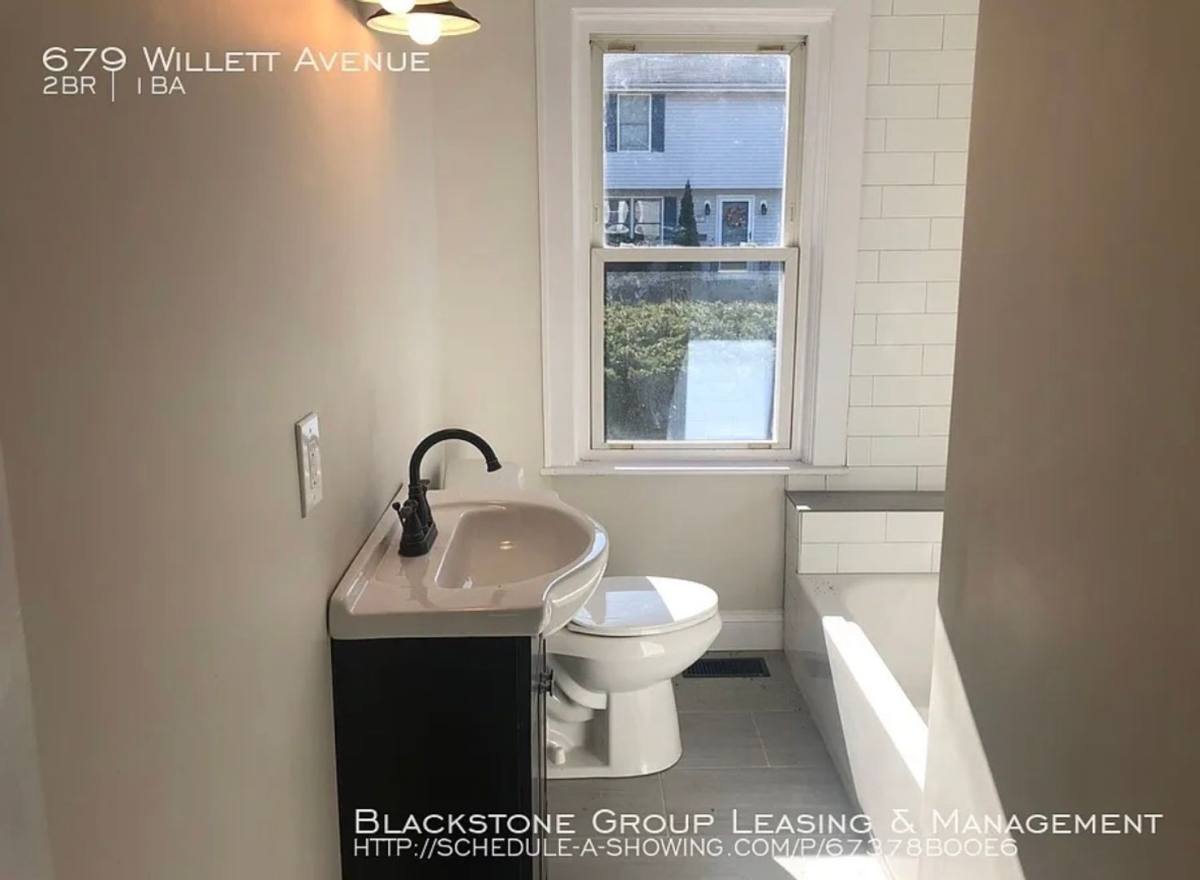 House for rent at 679 Willett Ave, Riverside, RI 02915