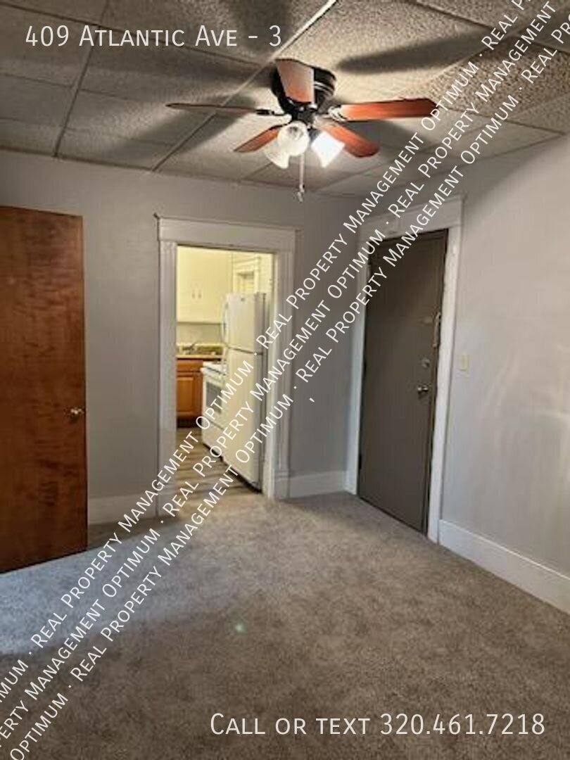 Apartment for rent at 409 Atlantic Ave #3, Morris, MN 56267