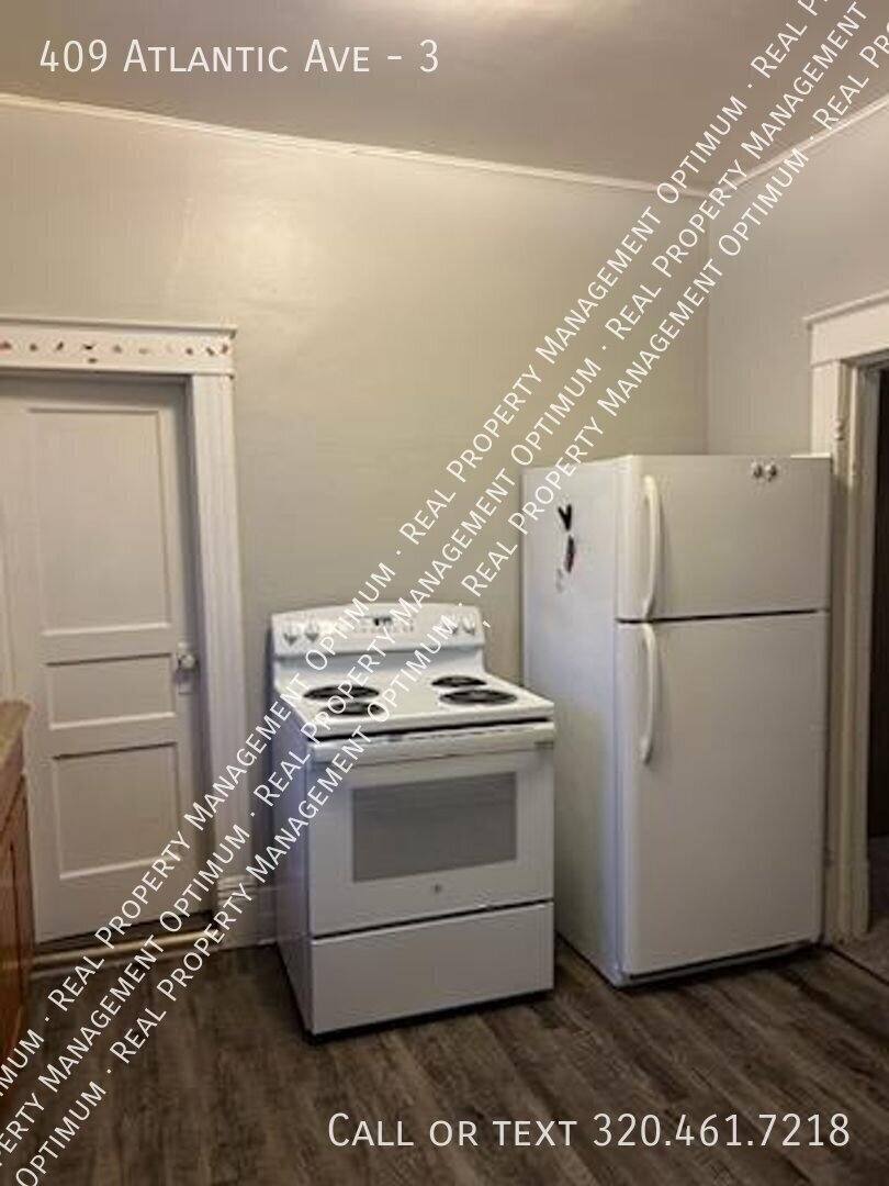 Apartment for rent at 409 Atlantic Ave #3, Morris, MN 56267