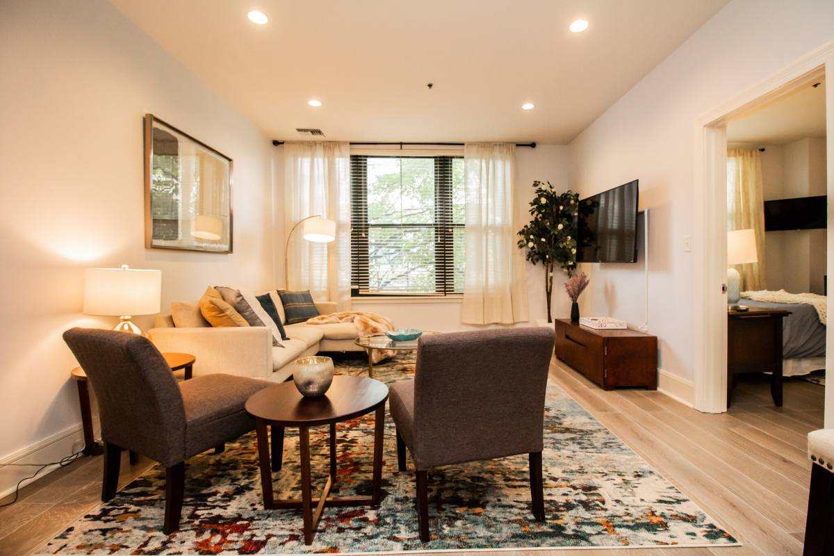 1387 Washington St #203, Boston, MA 02118 - Apartment for Rent - Image 1