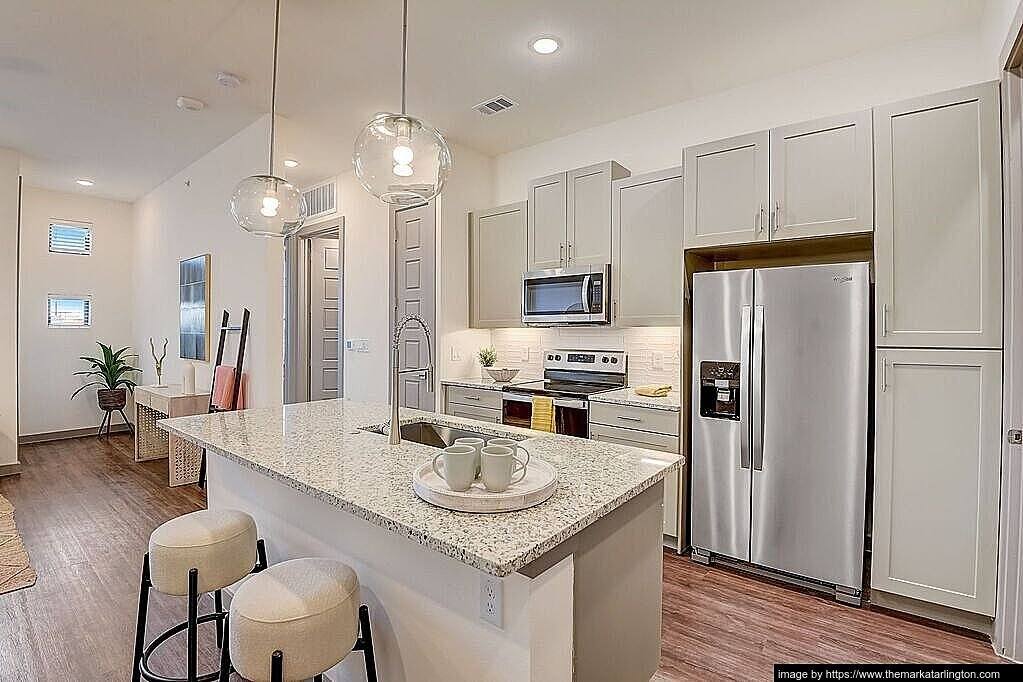 Apartment for rent at 3701 Dr Martin Luther King Jr #1303, Arlington, TX 76014