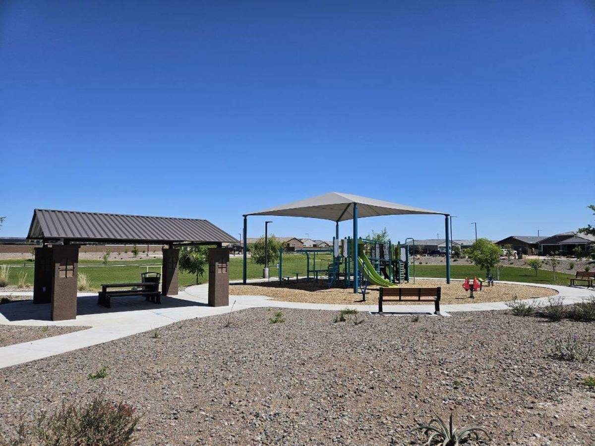 House for rent at 20124 W Palo Verde Dr, Litchfield Park, AZ 85340