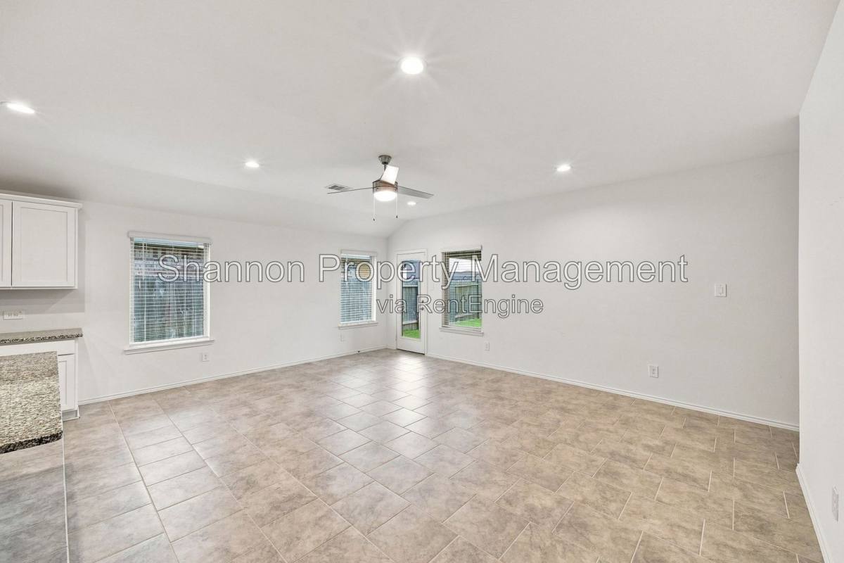 House for rent at 16007 Mersmann Ridge Lane, Hockley, TX 77447