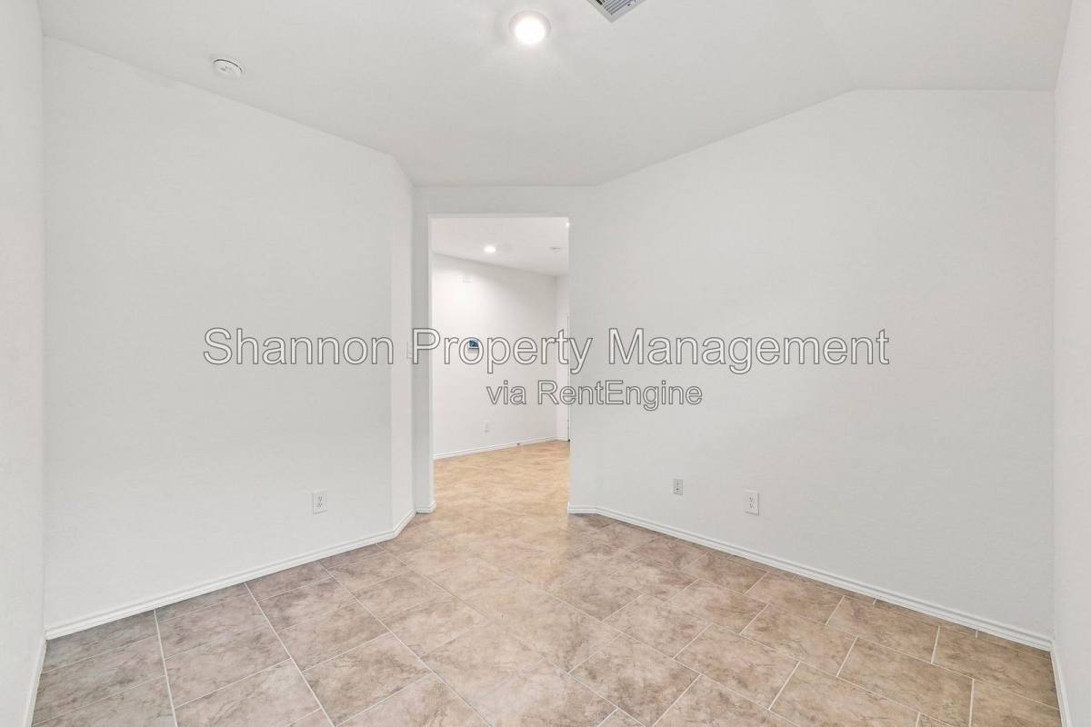House for rent at 16007 Mersmann Ridge Lane, Hockley, TX 77447