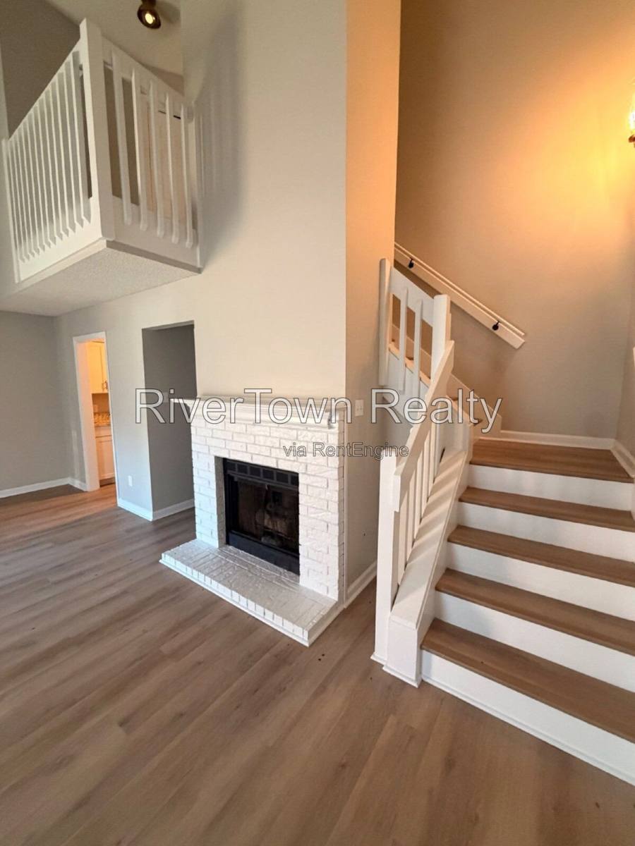 Townhouse for rent at 8272 Cedar Chest Dr, Cordova, TN 38016