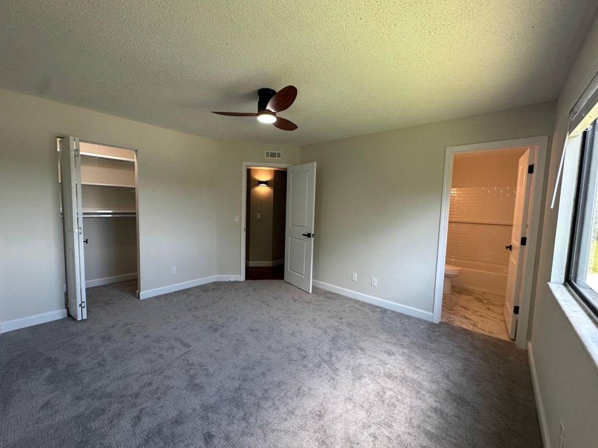 Apartment for rent at 12 Woodland Oaks Dr #5, Union, MO 63084