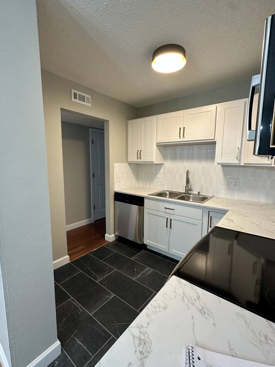 Apartment for rent at 12 Woodland Oaks Dr #5, Union, MO 63084