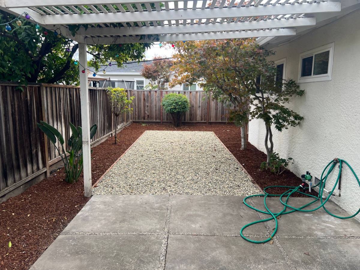 Apartment for rent at 2110-2112 Town & Country Lane, Santa Clara, CA 95050