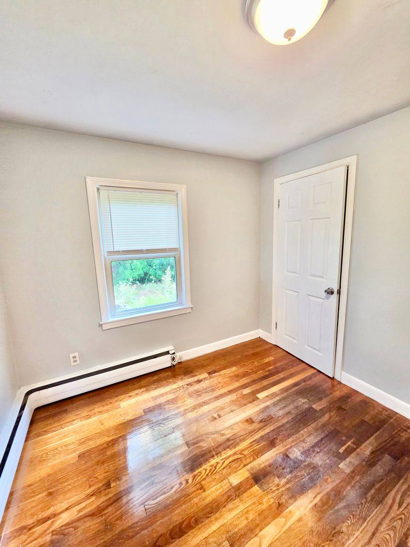 House for rent at 39 Standish Ave, Providence, RI 02908