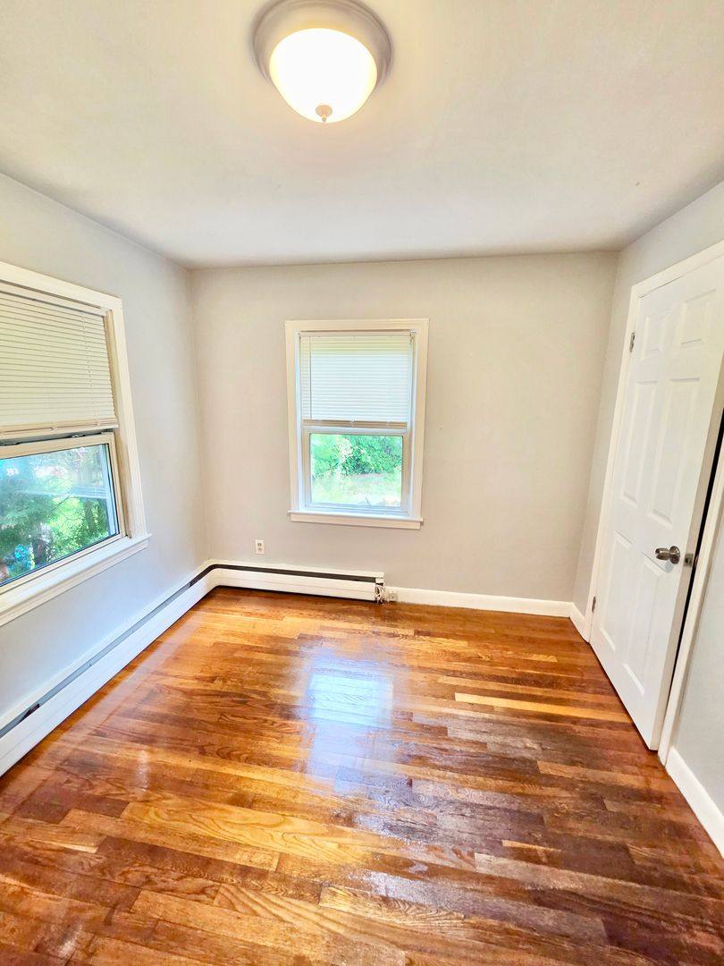 House for rent at 39 Standish Ave, Providence, RI 02908