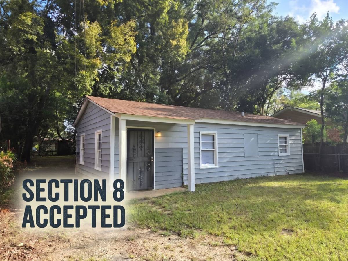 House for rent at 121 Kiwanis St, Montgomery, AL 36110
