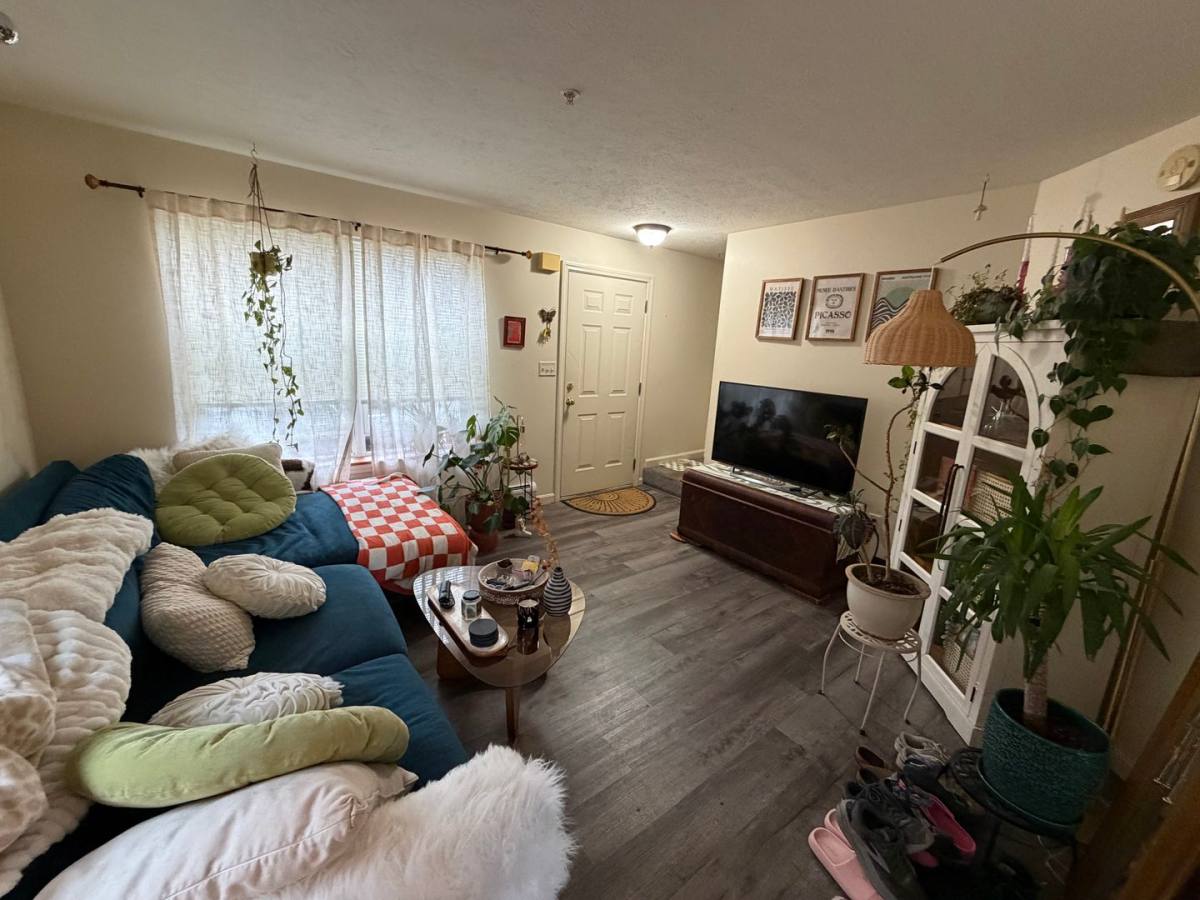 Apartment for rent at 33 Maggie Lane, Portland, ME 04103