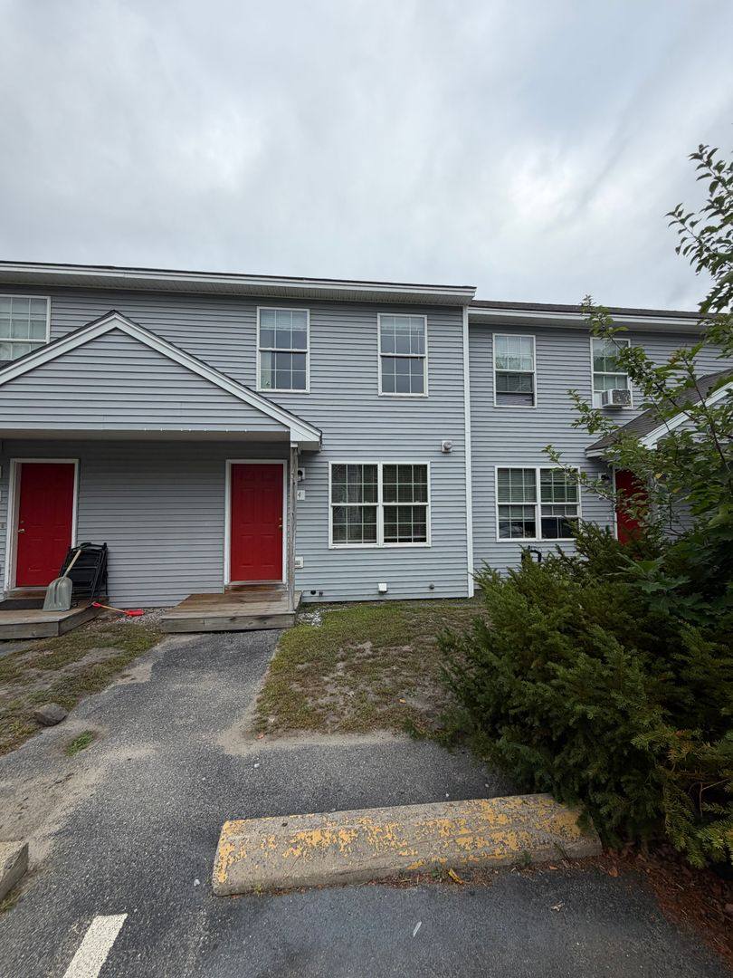Apartment for rent at 33 Maggie Lane, Portland, ME 04103
