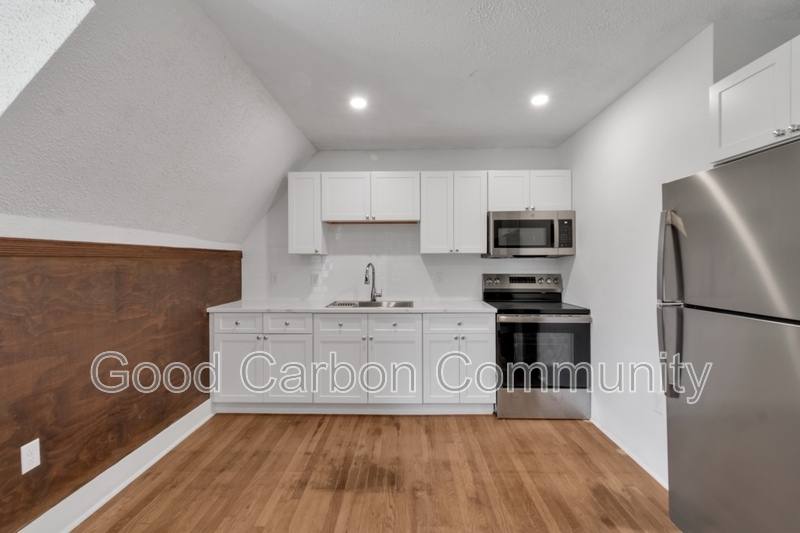 Apartment for rent at 211 Summer St, Buffalo, NY 14222