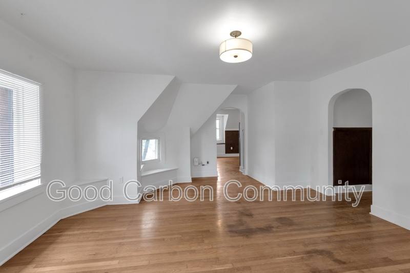 Apartment for rent at 211 Summer St, Buffalo, NY 14222
