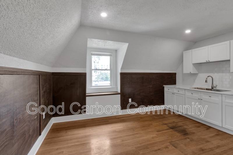 Apartment for rent at 211 Summer St, Buffalo, NY 14222