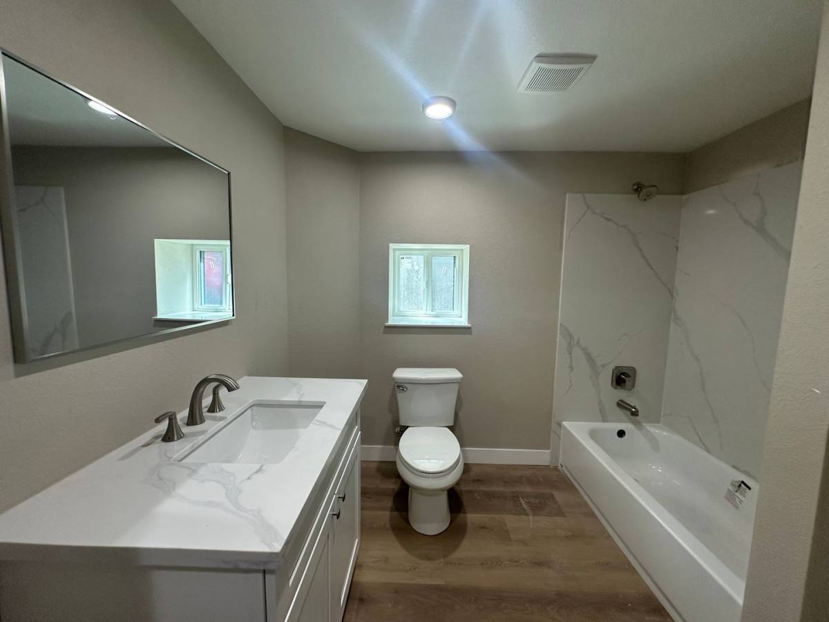 Apartment for rent at 1564 53rd St, Sacramento, CA 95819
