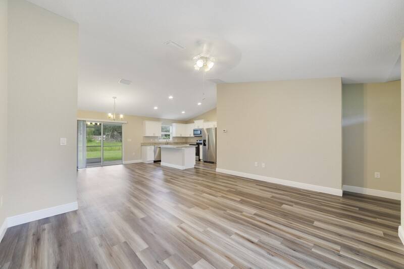 15 Oak Trail, Ocala, FL 34472 - House for Rent - Image 2