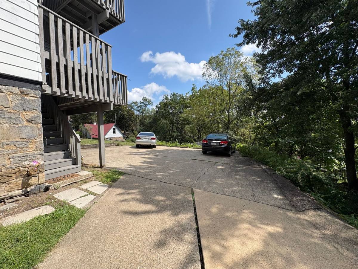 Apartment for rent at 202 N Balph Ave #2, Pittsburgh, PA 15202