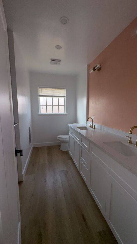 House for rent at 951 E Foothill Blvd, Glendora, CA 91741