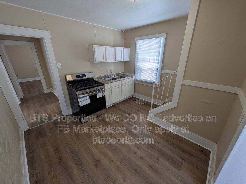 House for rent at 1900 N Missouri Ave, Peoria, IL 61603