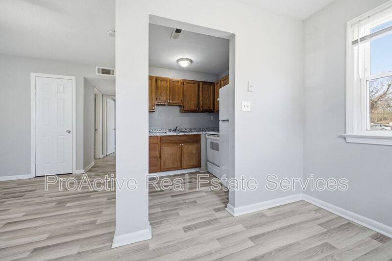 Apartment for rent at 507 Ashlawn Dr #3, Norfolk, VA 23505