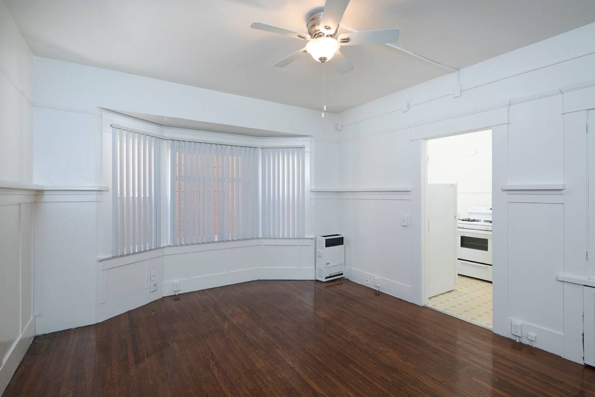3970 Goldfinch St, San Diego, CA 92103 - Apartment for Rent - Image 16