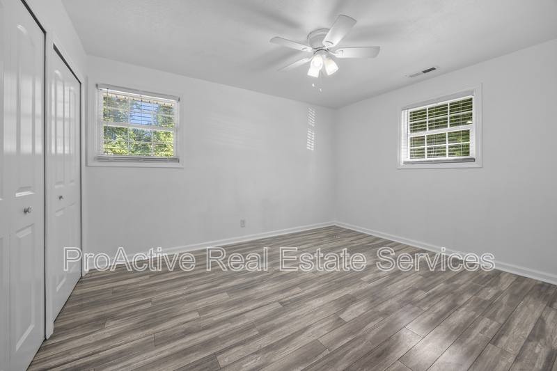 House for rent at 107 Beazley Dr, Portsmouth, VA 23701