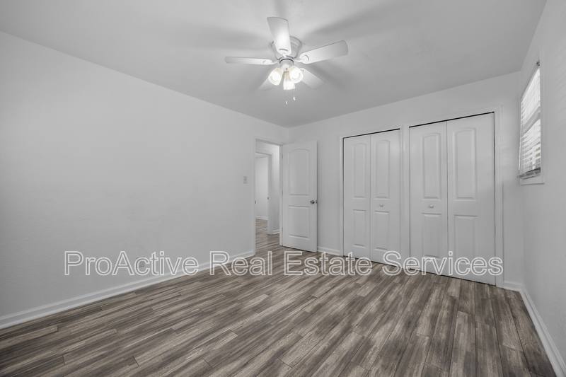 House for rent at 107 Beazley Dr, Portsmouth, VA 23701