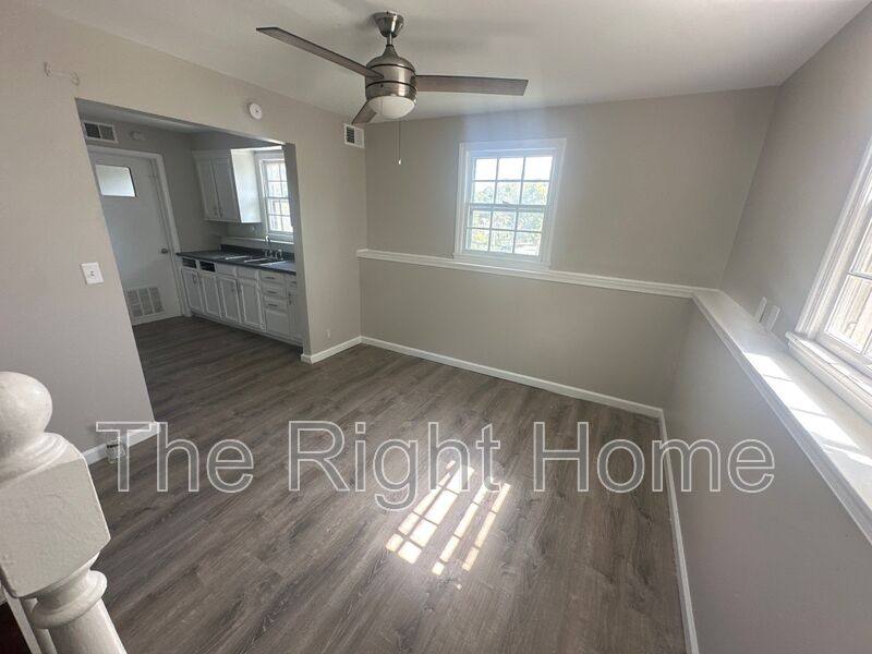 House for rent at 6735 N 34th St, Omaha, NE 68112