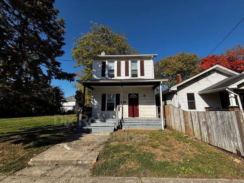 House for rent at 1707 Church St, Middletown, OH 45042