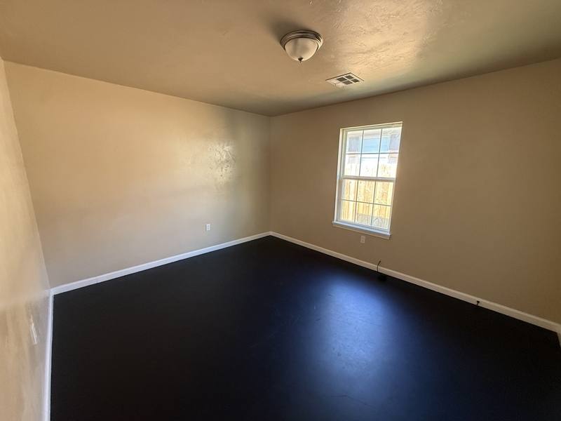 House for rent at 500 W 8th St, Ada, OK 74820