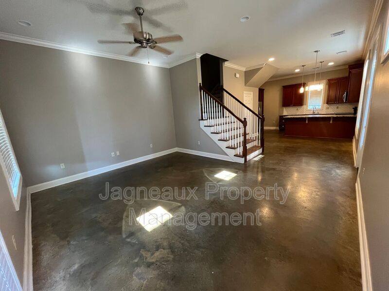 House for rent at 114 Hargrave Dr, Lafayette, LA 70508