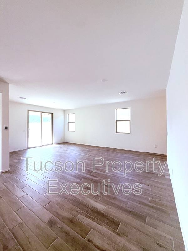 House for rent at 9329 N Peridot Vista Ave, Tucson, AZ 85742