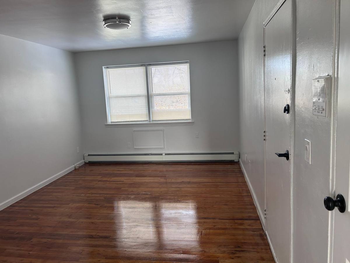 Apartment for rent at 316-324 Franklin Place, Plainfield, NJ 07060