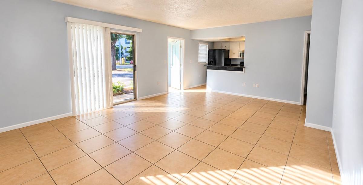 504 Barcelona Ave, Venice, FL 34285 - Apartment for Rent - Image 5