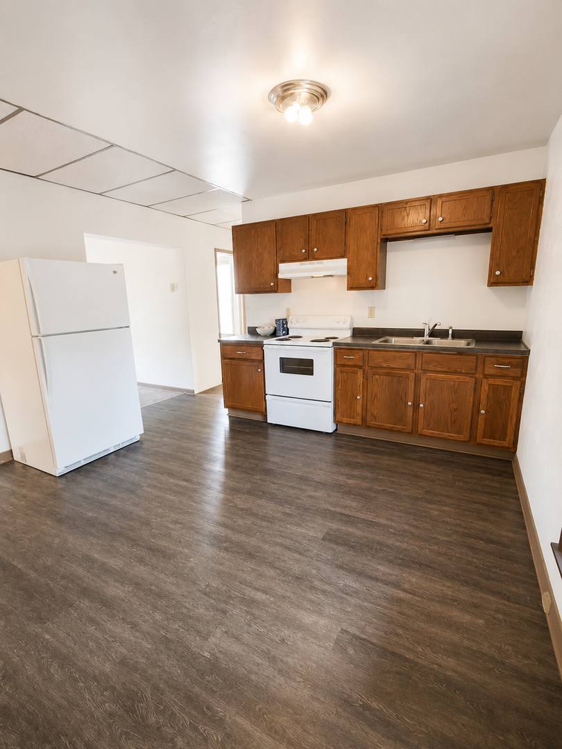 Apartment for rent at 115 W Pearl St #7, New Lisbon, WI 53950