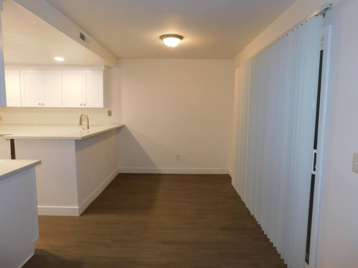 Apartment for rent at 3525-3529 W Park Balboa Ave, Orange, CA 92868