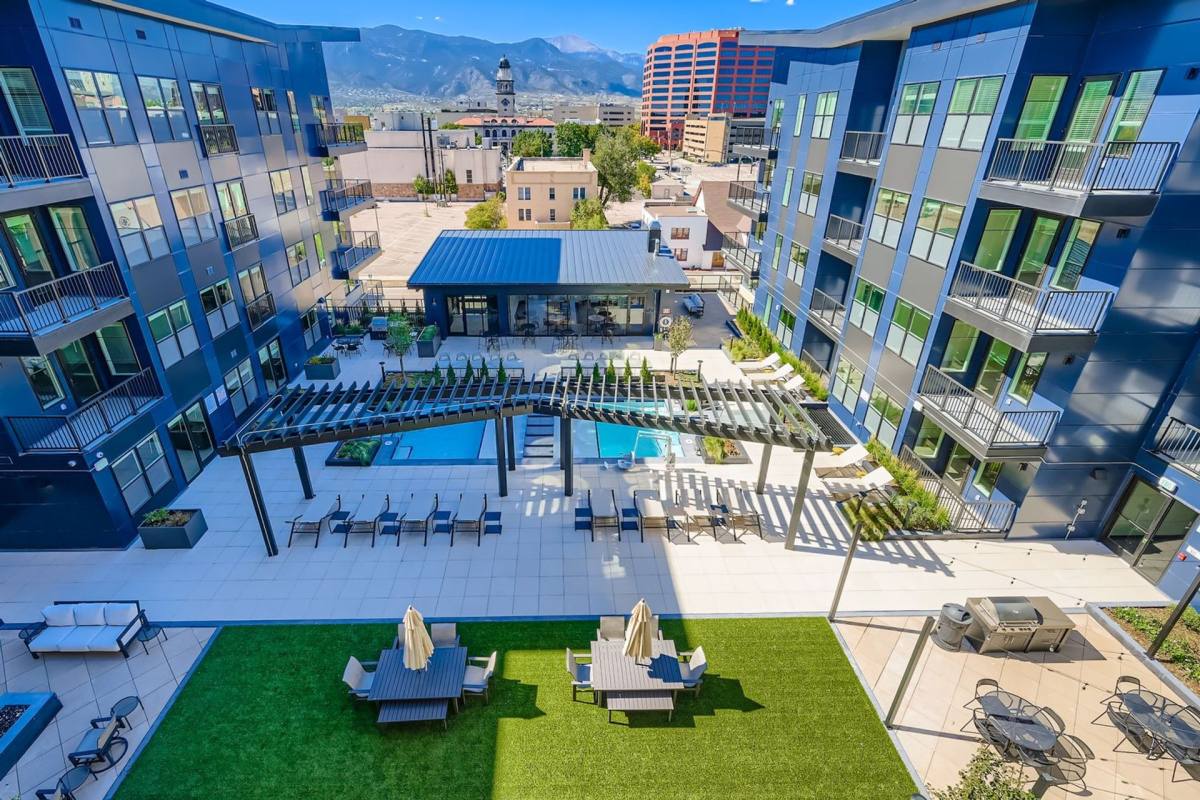 Avian, 217 S Weber St, Colorado Springs, CO 80903 - Apartment for Rent - Image 4