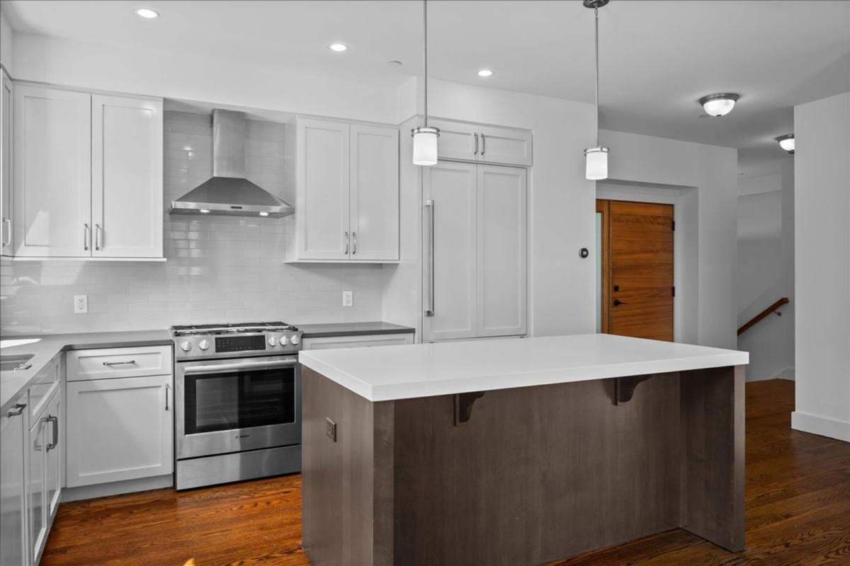 Apartment for rent at Marina Court, 422 E Boston Post Rd, Mamaroneck, NY 10543