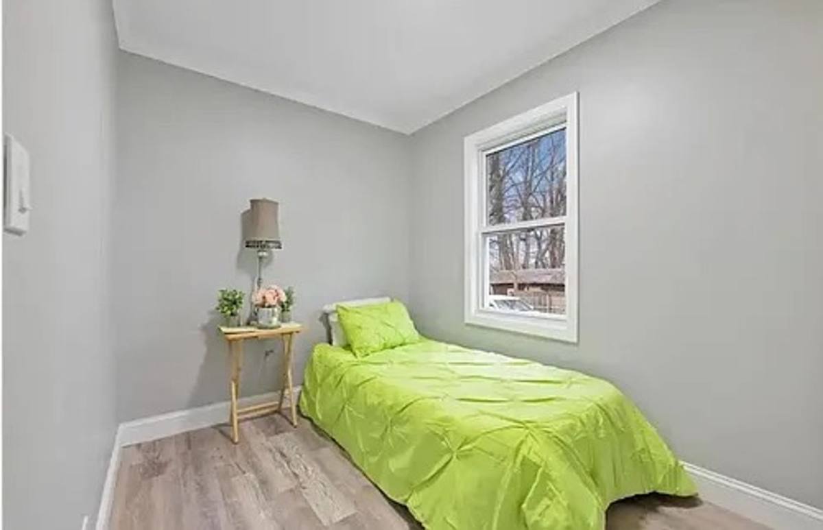 Apartment for rent at 212 Greene St, Bristol, CT 06010