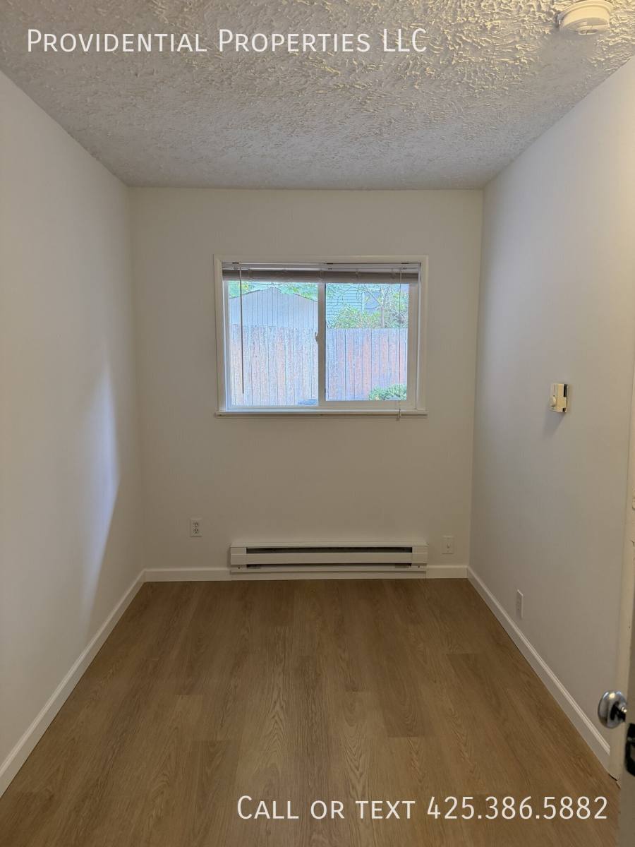 House for rent at 5207 221st St SW, Mountlake Terrace, WA 98043