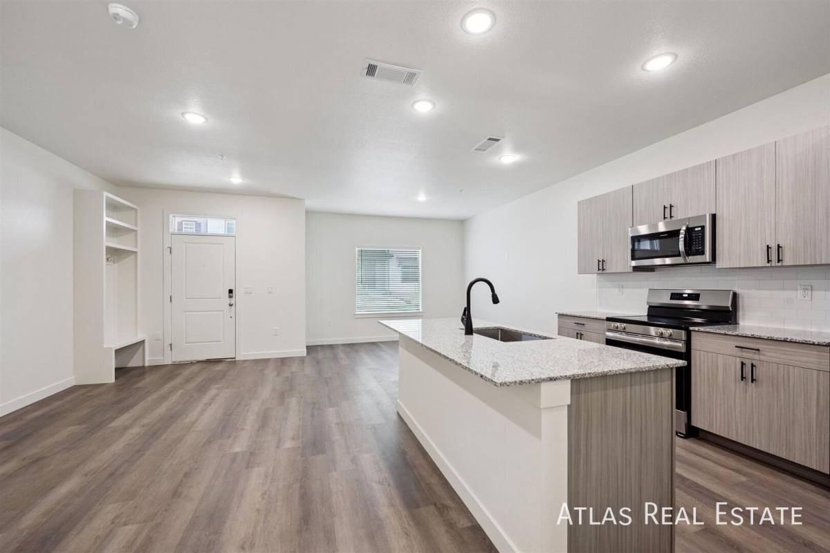 639 Rawah Alley #21-639, Brighton, CO 80601 - Townhouse for Rent - Image 10