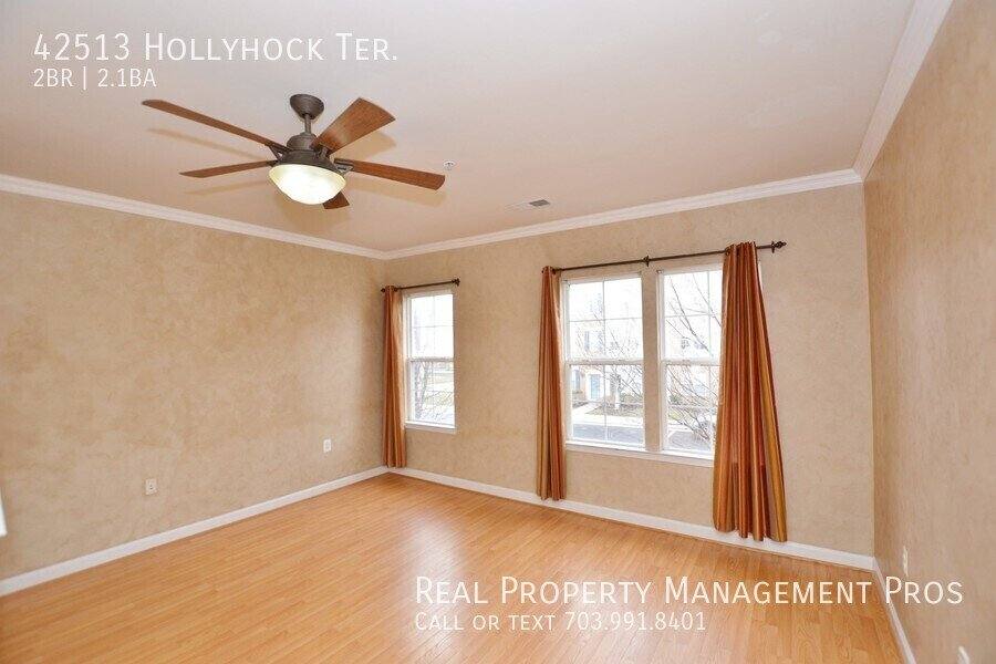 Townhouse for rent at 42513 Hollyhock Terrace, Ashburn, VA 20148