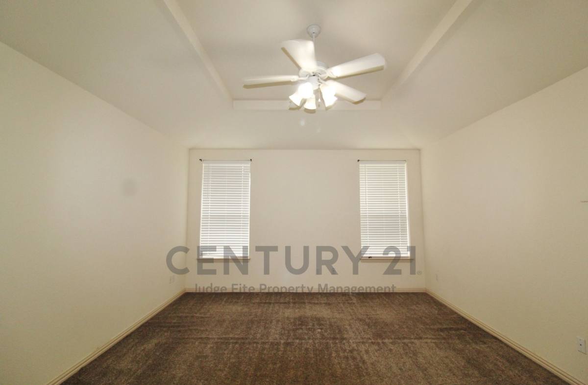 House for rent at 6218 Bentwood Dr, Midlothian, TX 76065
