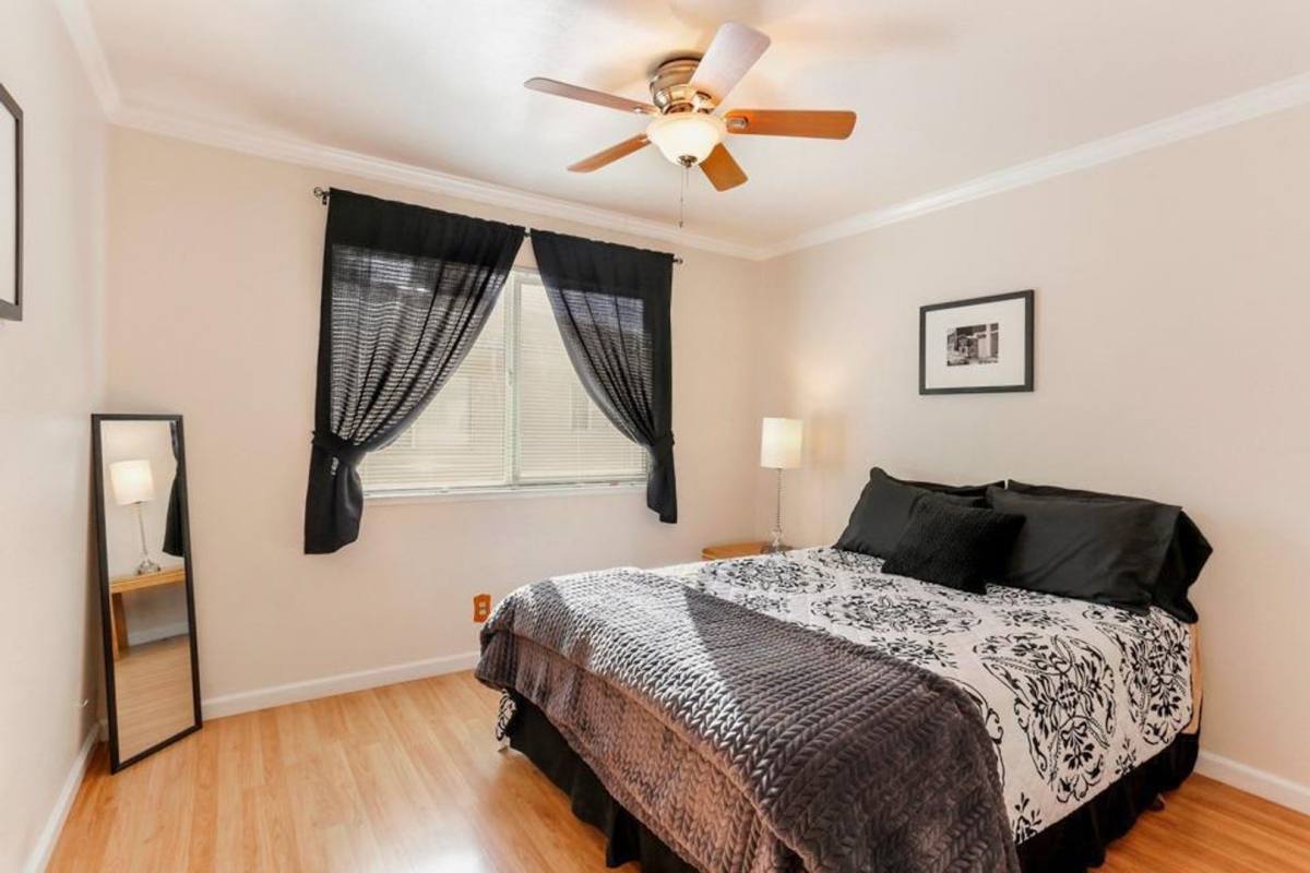 Townhouse for rent at 5137 Connecticut Dr #2, Sacramento, CA 95841