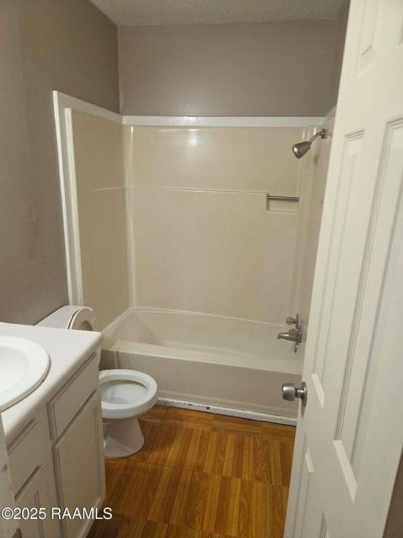 Apartment for rent at 118 N Marigny Circle, Duson, LA 70529